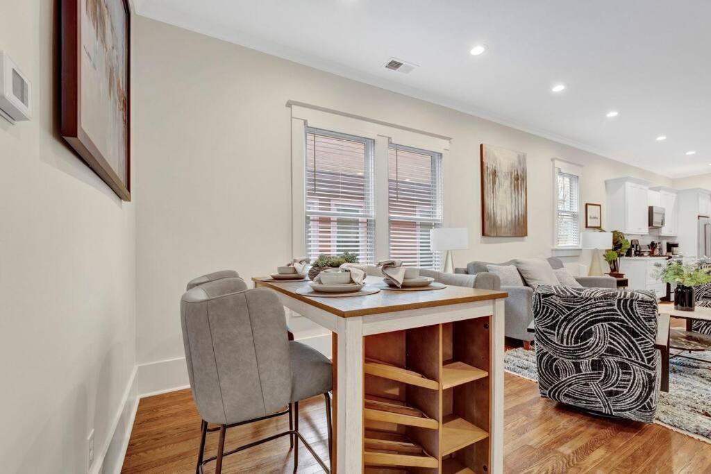 The Victorian - Elegant 3Br Home Near Overton Мемфис Екстериор снимка