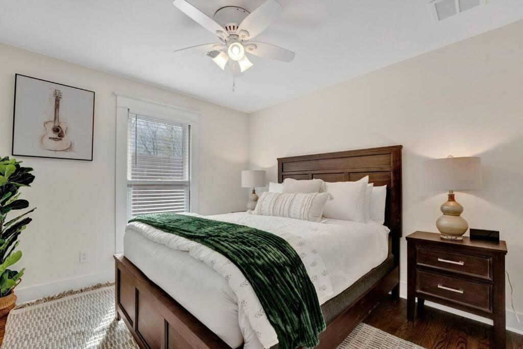 The Victorian - Elegant 3Br Home Near Overton Мемфис Екстериор снимка