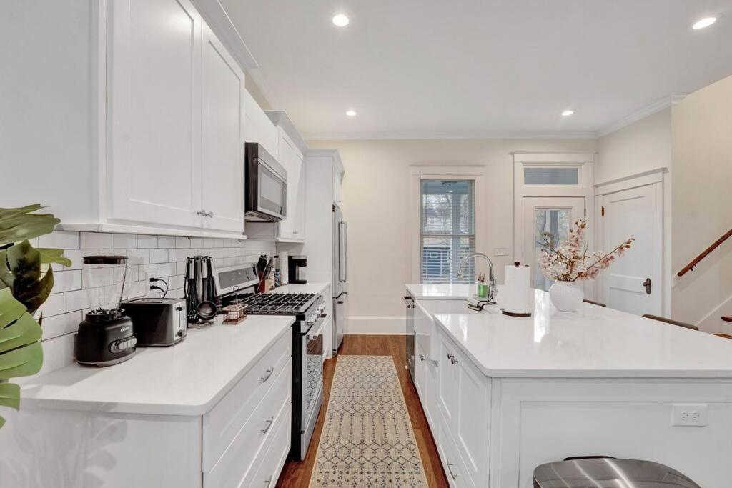 The Victorian - Elegant 3Br Home Near Overton Мемфис Екстериор снимка